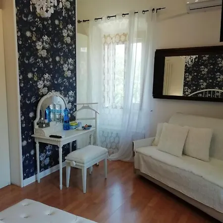Le Pinelle Bed & Breakfast Terni Exterior photo